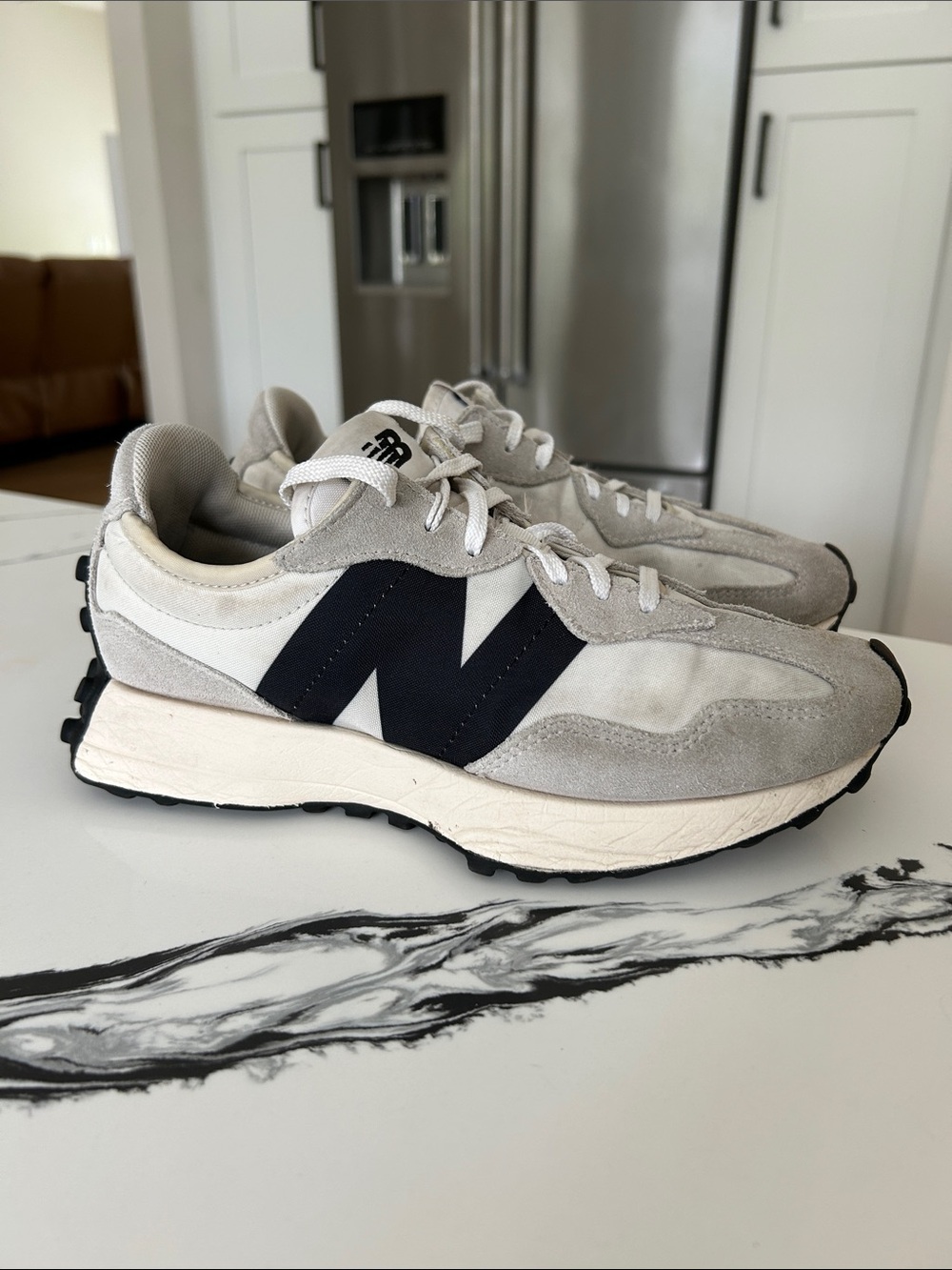 NEW BALANCE 327 Athletic Shoes
